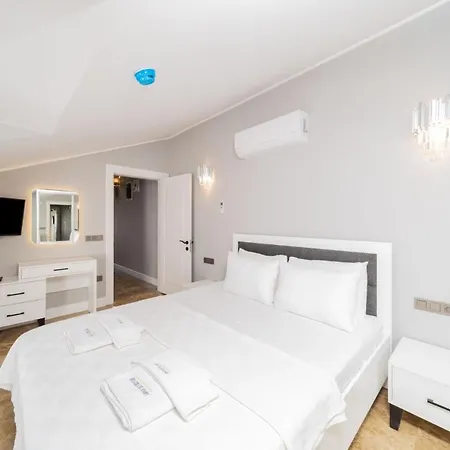 Lägenhet Gorgeous Flat With Sea View Jacuzzi In Antalya