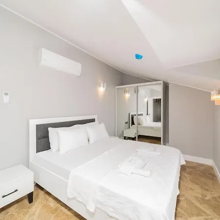 Gorgeous Flat With Sea View Jacuzzi In Antalya Lägenhet Kaş